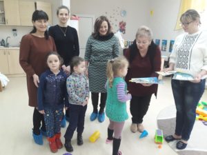 Act de caritate pentru copii cu deficiențe auditive și asociate în preajma Sfintelor Sărbători de Crăciun!