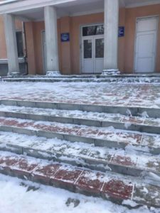 Acțiuni de deszăpezire și curățare a căilor de acces spre instituțiile de învățământ din sectorul CENTRU