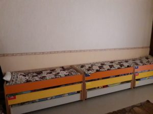 32 de paturi noi cu 3 nivele pentru copiii din IET nr. 8