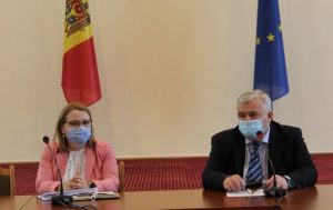 Specificul pregătirii instituțiilor de învățământ general din mun. Chișinău pentru începutul noului an școlar – discutat în cadrul unei ședințe de lucru