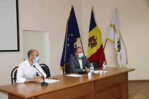 Ședința extraordinară convocată de Primarul general al municipiului Chişinău privind monitorizarea strictă a executării lucrărilor de reparație a edificiilor instituțiilor municipale de învățământ general pentru anul de studii 2020-2021