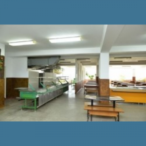 Primarul general a solicitat responsabilizarea managerilor școlari pentru buna desfășurare a lucrărilor de reparație în instituții