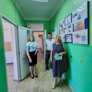 Trecerea în revistă a Liceului Teoretic pentru Copii cu Deficiențe de Vedere
