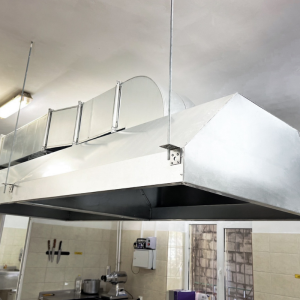 Grădinița nr. 15 din sectorul Centru are sistem de ventilare nou și podea renovată