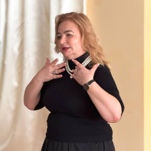 Master-class în arta comunicării condus de Șefa DETS Centru, Natalia Străjesco