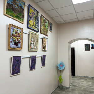Reparația holurilor, intrării principale, casei scării, a fațadei, până la renovarea capitală a întregului edificiu în Centrul de Creație “Politehnic” din sectorul Centru